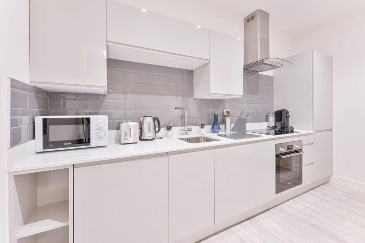 Pass The Keys Flat 7 - Exquisite Large 1 Bedstudio Sanctuary Apartment *